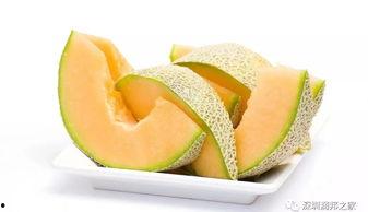 吃哈密瓜削皮方法视频教程,一招教你轻松掌握哈密瓜削皮技巧