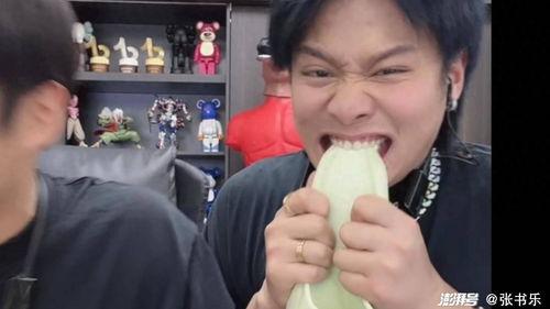 抖音小杨哥杨爸吃瓜视频,揭秘娱乐圈幕后真相