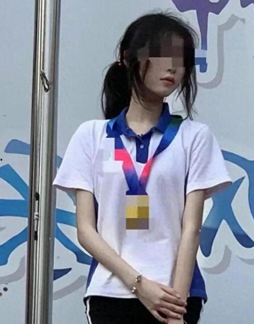 闺蜜内涵吃瓜视频素材下载,揭秘娱乐圈幕后故事